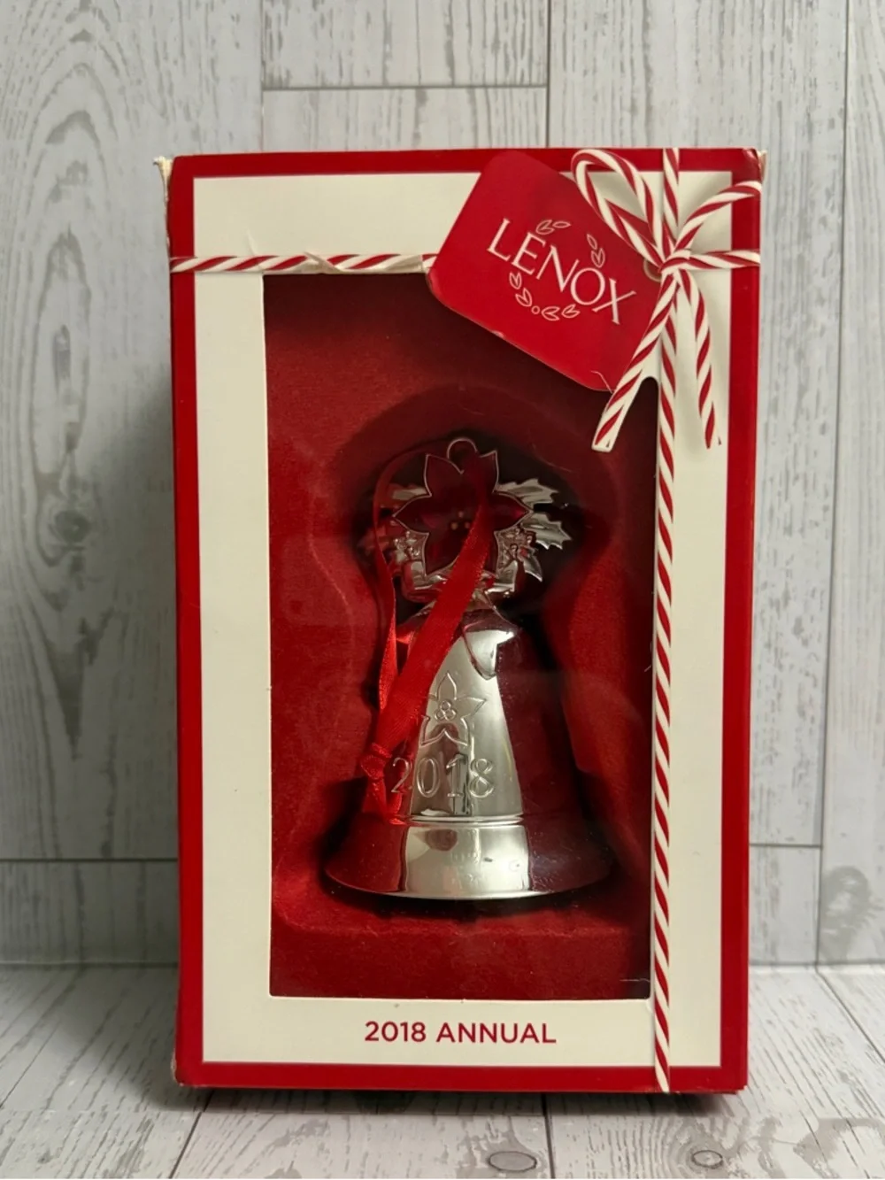 LENOX 2018 Christmas Ornament Song Musical‎ Silver Bell Poinsettia Annual Steiff